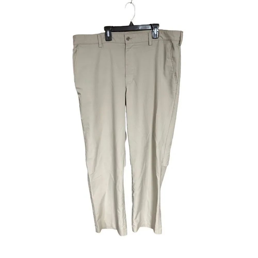 Izod XFG 40 x 32 Tan Kahki Vented Golf Pants